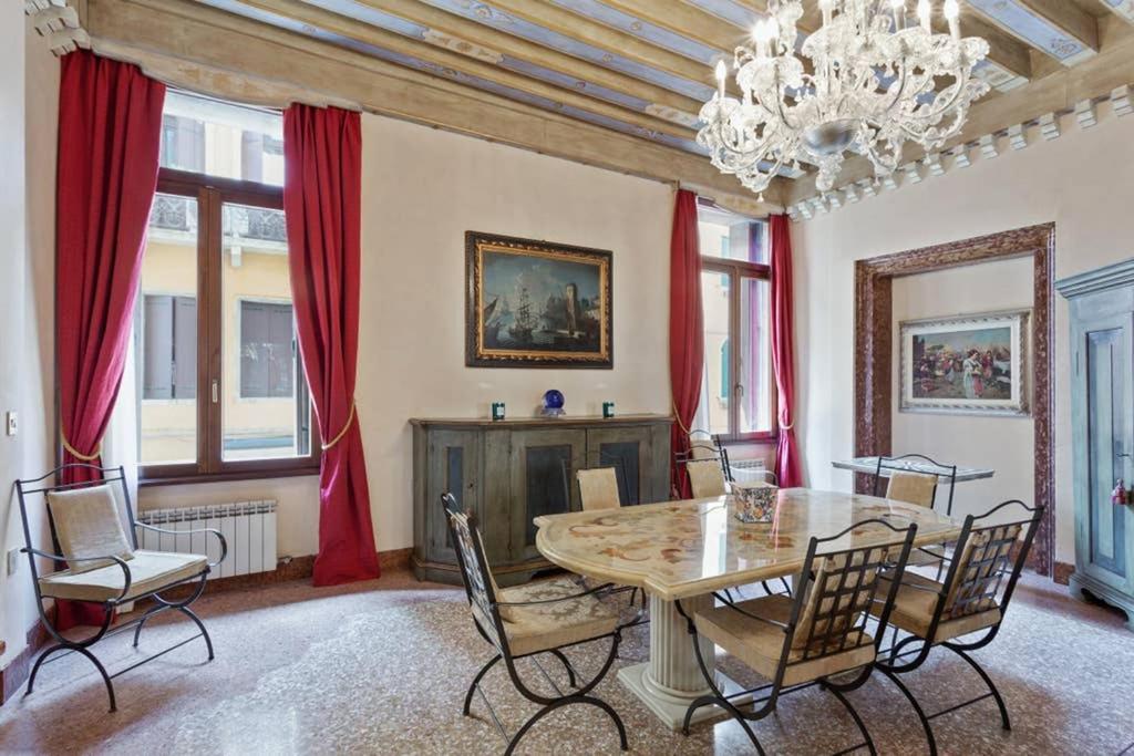 Doge Palace Luxury Apartment - Cannaregio Veneţia Exterior foto