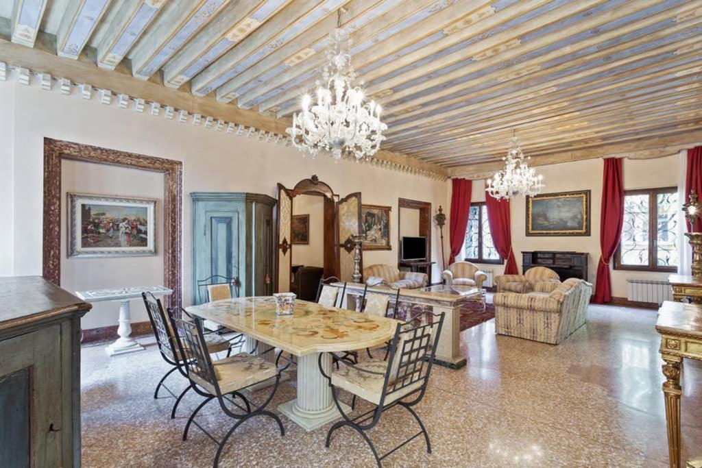Doge Palace Luxury Apartment - Cannaregio Veneţia Exterior foto