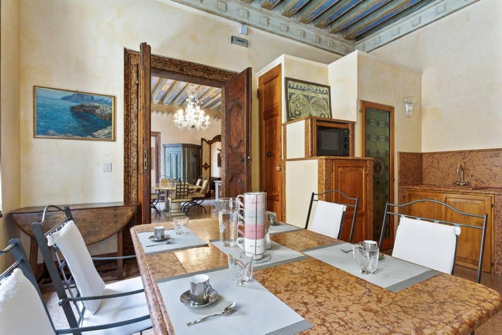 Doge Palace Luxury Apartment - Cannaregio Veneţia Exterior foto