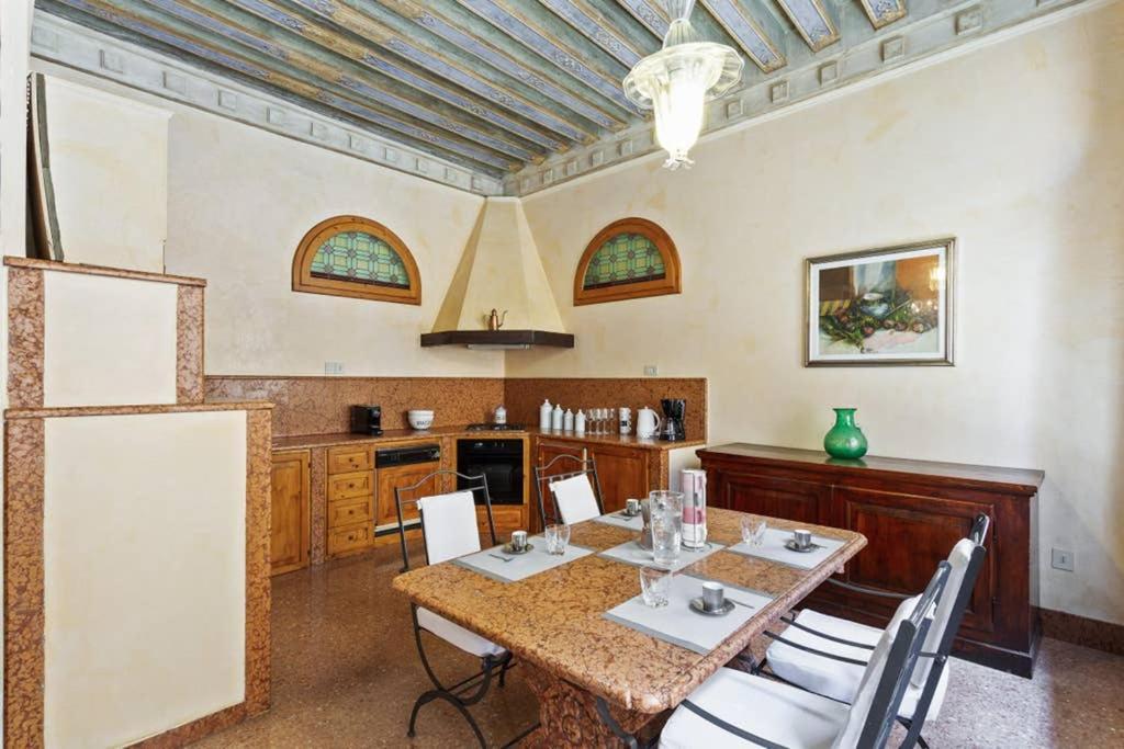 Doge Palace Luxury Apartment - Cannaregio Veneţia Exterior foto