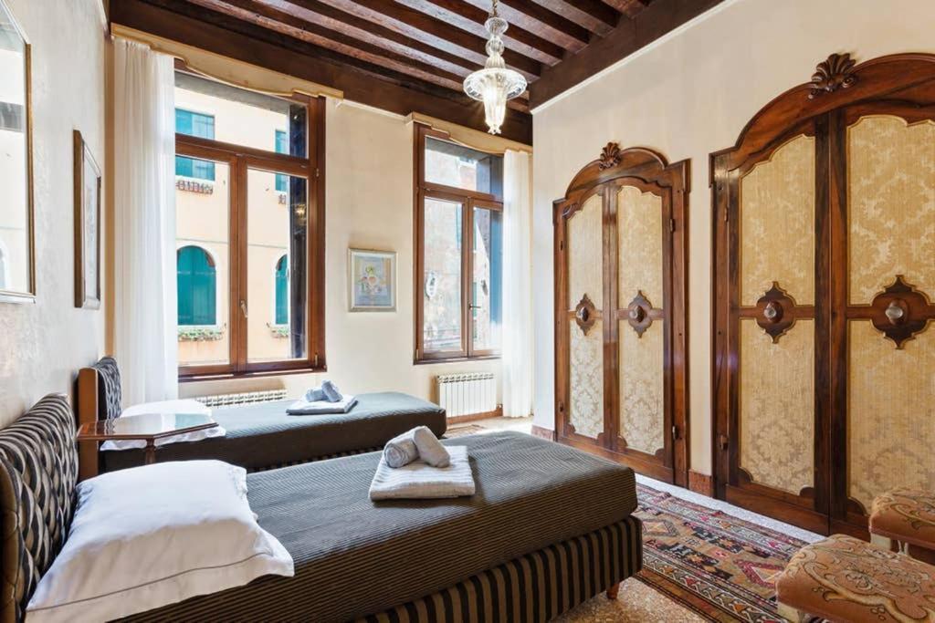 Doge Palace Luxury Apartment - Cannaregio Veneţia Exterior foto